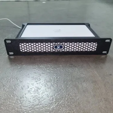 Giá đỡ Rack Mount 10-inch cho Unifi UCG-Fiber