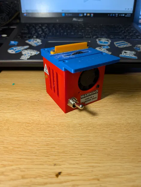 Cưa Bàn Nhỏ Nhất Thế Giới - Image 1