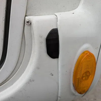 Nắp Che Ốc Sau Xe Benimar