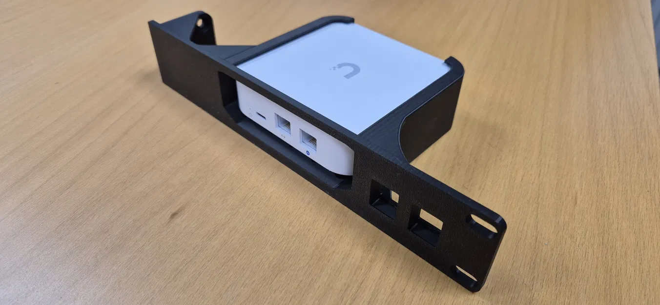 Giá đỡ rack 19 inch cho Unifi UXG-Lite Gateway Lite - Image 3