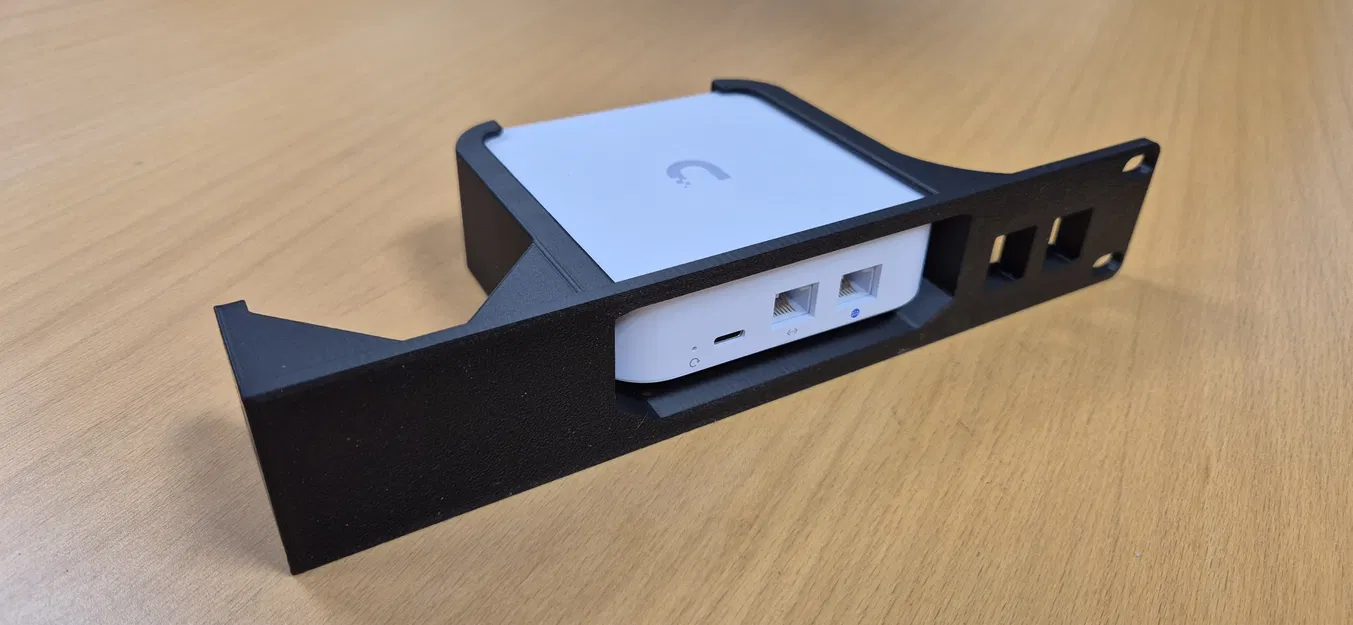 Giá đỡ rack 19 inch cho Unifi UXG-Lite Gateway Lite - Image 4