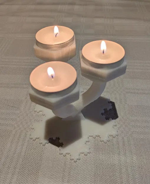 Chân Nến Bông Tuyết Koch - Image 3