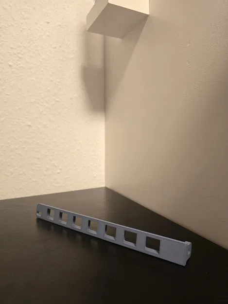 Tấm Bịt Ổ Cắm Keystone 19 inch 0.5u Cho Tủ Rack - Image 2