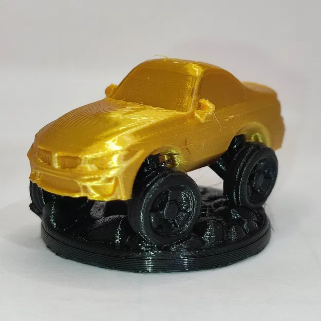 Xe Đua "Crash Derby" - Lấy Cảm Hứng Từ BMW M4 - Image 1