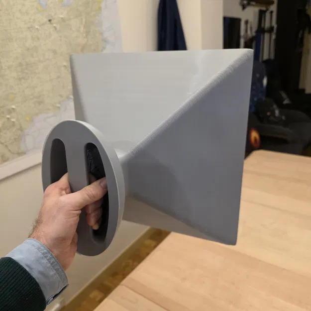 Mô hình Trình diễn Bộ Phản xạ Góc Trong Lớp Học - Image 1