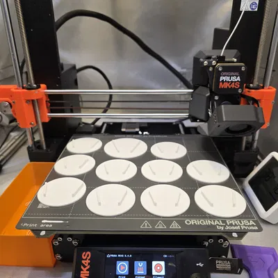 Đế Đựng Funko Pop Stranger Things - Hệ Thống Kẹp Cạnh & Chốt Khóa Tùy Chỉnh