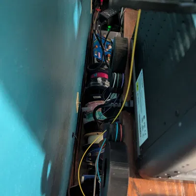 Filament Feeder v6.2 - Kẹp và dẫn hướng filament từ dưới lên