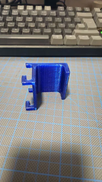 Kệ Gắn Thinkpad P52 Lên Bảng Skadis - Image 3