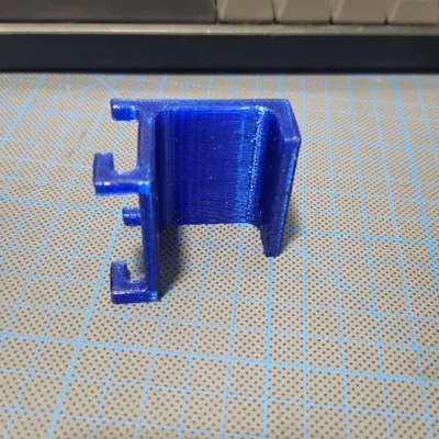 Kệ Gắn Thinkpad P52 Lên Bảng Skadis