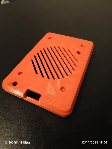 Vỏ Raspberry Pi 5 (khớp nối) có lỗ nam châm tùy chỉnh - Image 1