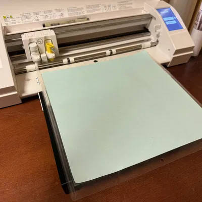 Giá Đỡ Thảm Cắt Cameo 3