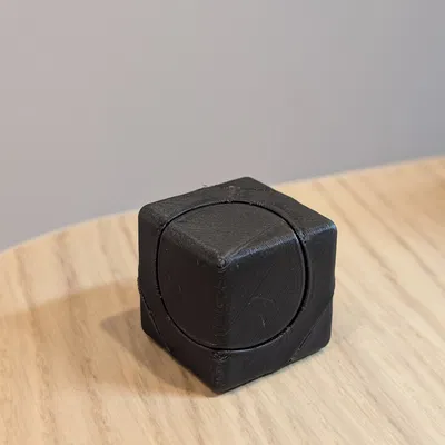 Con Quay Khối Lập Phương Có Vòng Bi