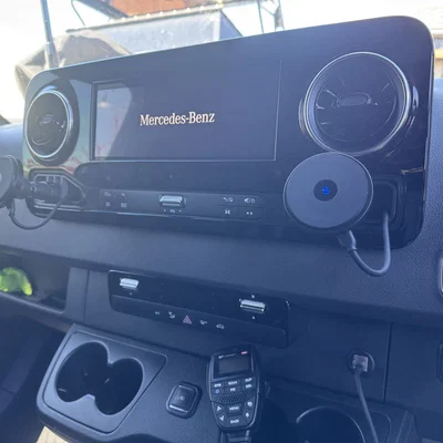 Chổ gắn sạc điện thoại cho Sprinter VS30