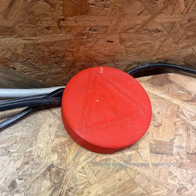 Nắp Che Lỗ Luồn Dây Cáp Bàn Làm Việc