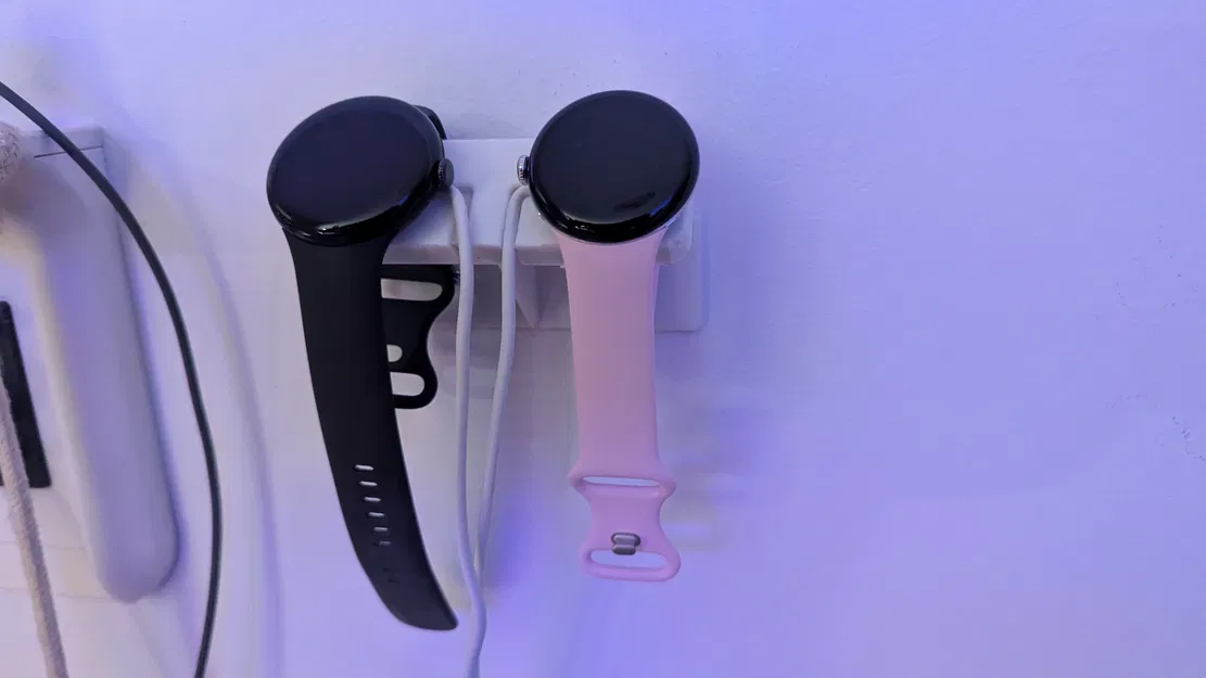 Đế Sạc Kép Gắn Tường Cho Pixel Watch 3 - Image 1