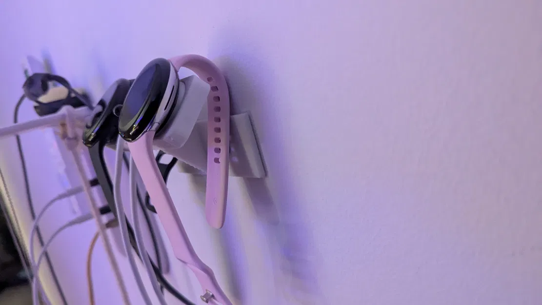 Đế Sạc Kép Gắn Tường Cho Pixel Watch 3 - Image 2