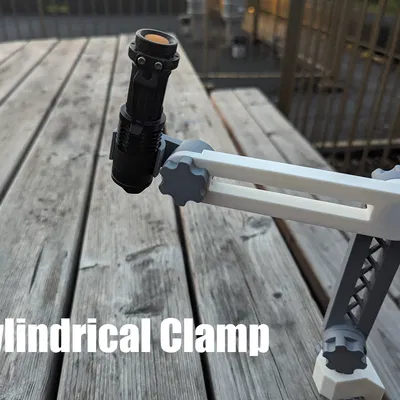 Kẹp bàn đa năng điều chỉnh được