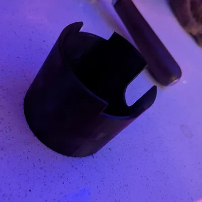 Trạm Giữ Tay Cầm và Phễu