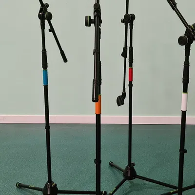 Nhận diện Micro Không Dây Shure SM58 (Mẫu SLXD2 H56)