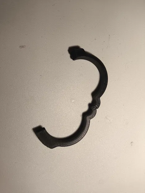 Kẹp giữ dây cáp cho chân bàn ADILS - Image 3