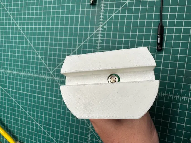 Đế Giữ Mũi Vít AmazonBasics Có Khay Đựng Nam Châm - Image 6