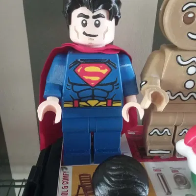 Mô Hình Minifigure Khổng Lồ Superman