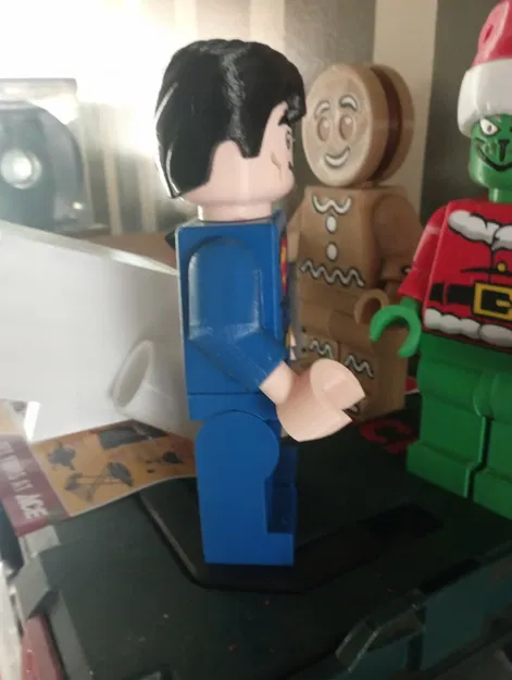 Mô Hình Minifigure Khổng Lồ Superman - Image 9