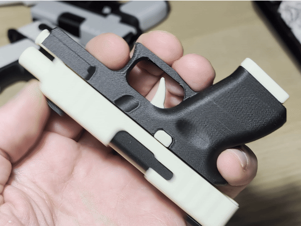 Móc Khóa Glock Fidget – Đồ Chơi Hành Động Trượt Mini In 3D - Image 5