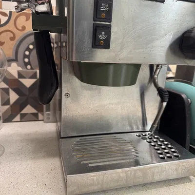 Nắp che nhóm máy Rancilio Silvia có đế nam châm