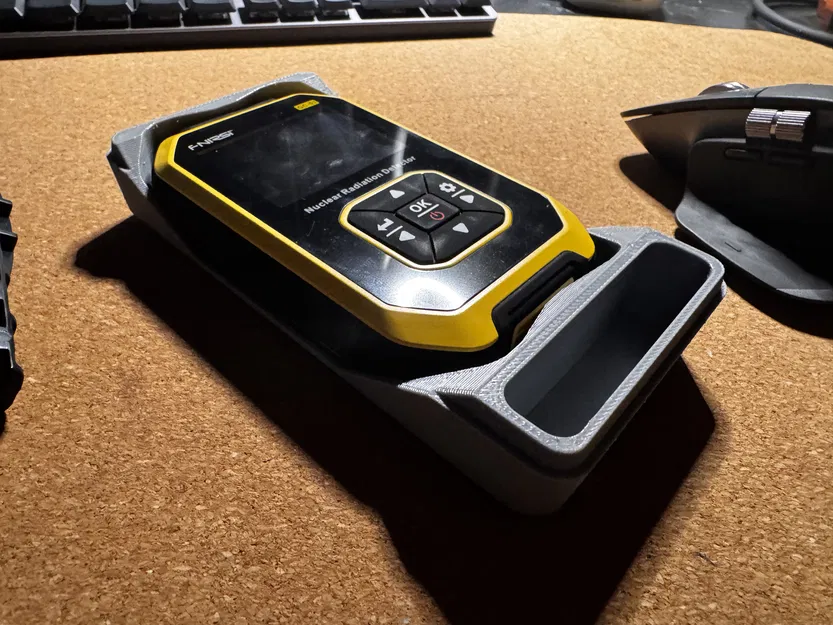 Khay Đựng Plano StowAway 3400 cho Máy dò Bức xạ Hạt nhân FNIRSI GC-01 + Tổ chức Cáp USB - Image 3