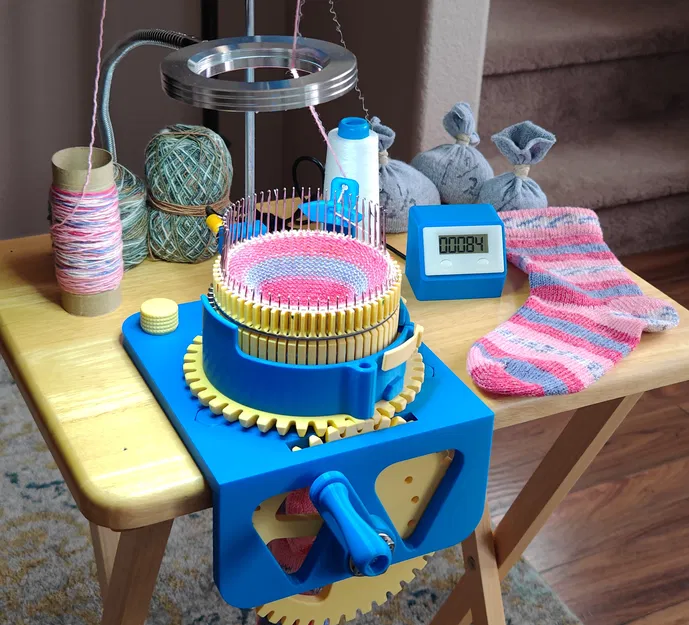Máy đan tất tròn phiên bản 2.0 cho Mẹ và bạn! Có bàn lừa, kiểu Legare! - Image 1