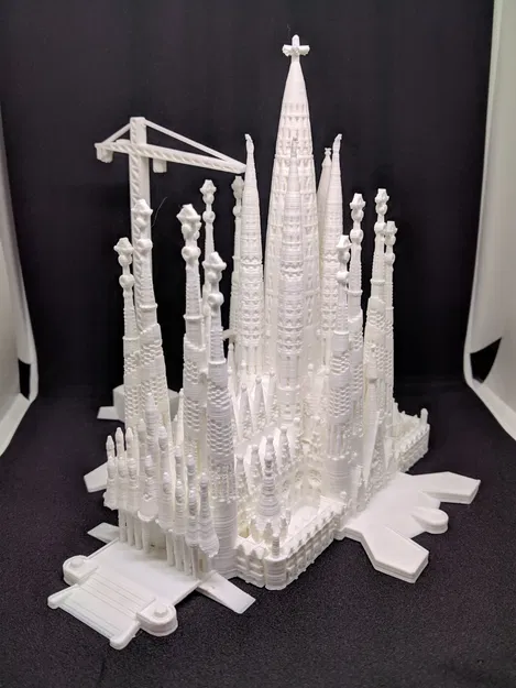 Sagrada Familia - Barcelona, Tây Ban Nha - Image 8