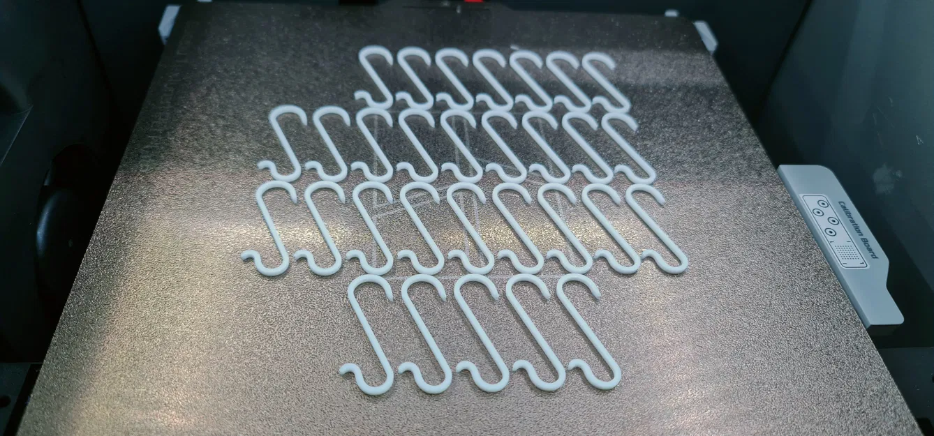 Móc Treo Đồ Trang Trí Giáng Sinh Hình Chữ S - Image 3