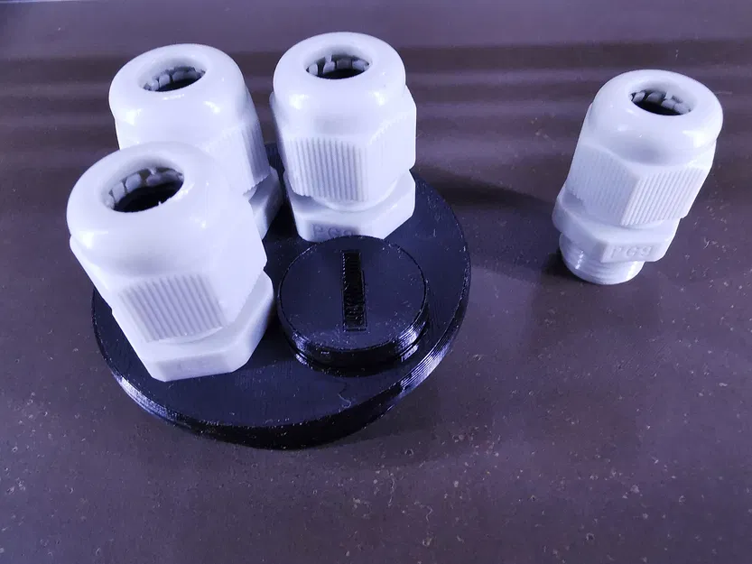 Adapter PG36 Chuyển Đổi Sang 4 Đầu Nối Cáp PG9 - Image 15