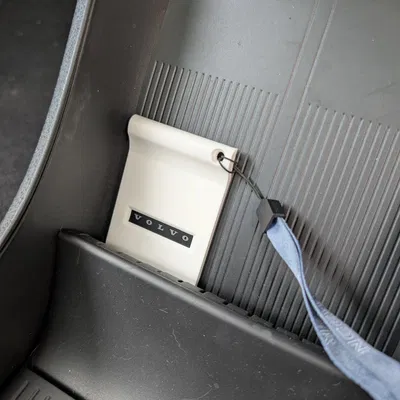 Chỗ giữ thẻ chìa khóa cho Volvo EX30 & EX90