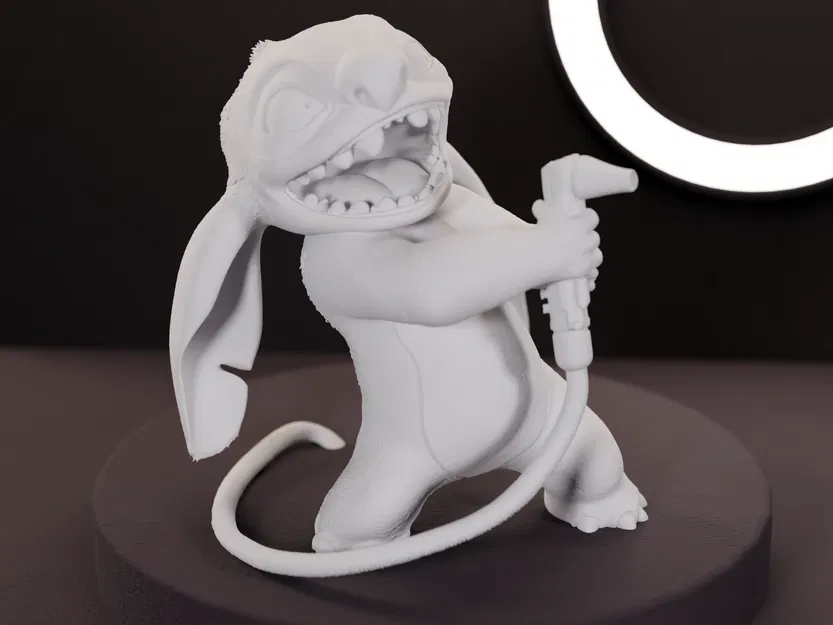 Stitch với Ống Nước Vườn – Tượng Trang Trí Đầy Năng Động - Image 3