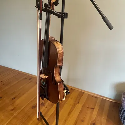 Giá Treo Đàn Violin Lên Chân Micro