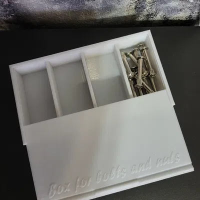 Hộp đựng ốc và bu lông