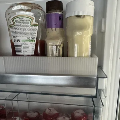 Khung Giữ Chai Cửa Tủ Lạnh Siemens