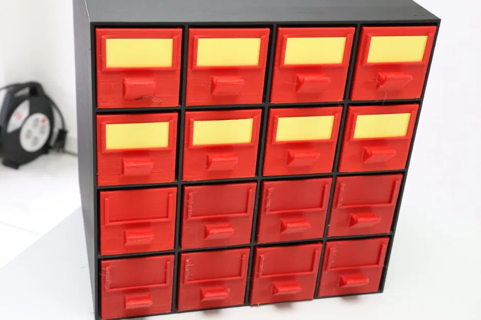 Hộp 16 ngăn đựng ốc vít, linh kiện nhỏ - Image 1