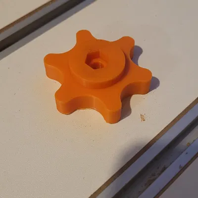 Núm vặn cho đai ốc M6