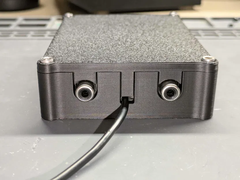 Vỏ Loa Khuếch Đại Sure AA-AB32155 (TA2024) - Image 5