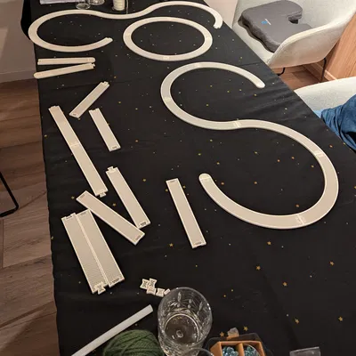 Khung Đỡ Vòng Nguyệt Quế Module