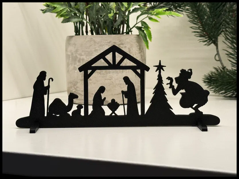 Cảnh Chúa giáng sinh dễ thương, không có gì đáng ngờ đâu! - Image 1