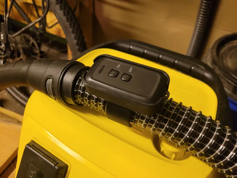 Giá đỡ Remote máy hút bụi (dưới 20€, có ổ cắm) - Image 1