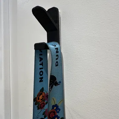 Vua Của Các Móc Treo Nón!!!