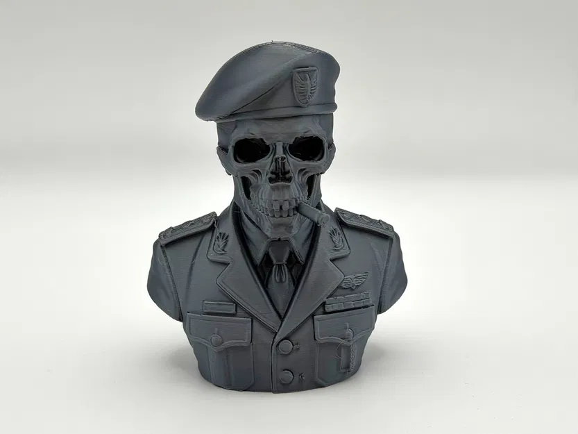 Tướng Skully – Tượng Bán Thân Chỉ Huy Bất Tử - Image 2