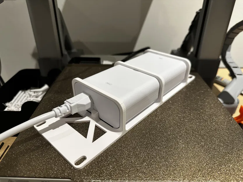 Giá đỡ rack 10 inch 2U cho Unifi UACC-PoE+++-10G - Image 1