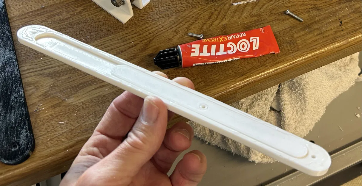 Hộp Chống Ẩm Kèm Bộ Nạp Dây Tóc - Image 3