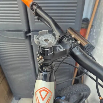 Giá đỡ Galaxy Watch 4 đi xe đạp